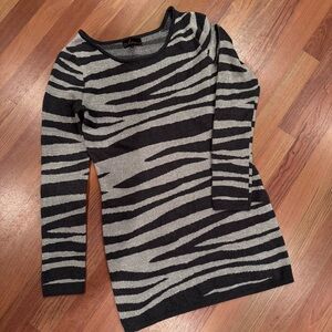 Takeout Zebra Striped Tunic Length Sweater in Charcoal and Silver